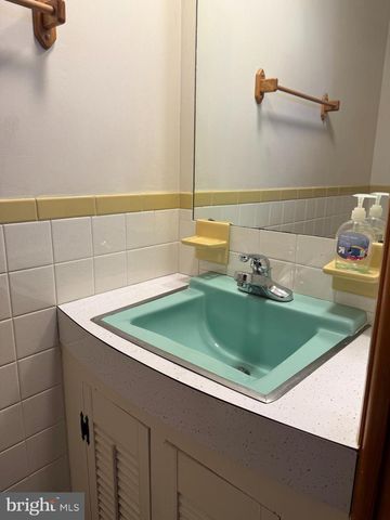 190 DARR AVE, Carlisle, PA 17013