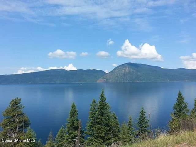 57 & 59 W Dolly Varden Ave, Bayview, ID 83803