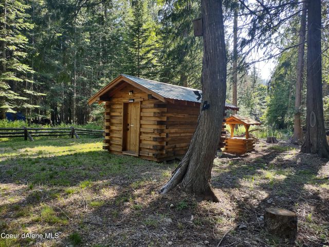 57 & 59 W Dolly Varden Ave, Bayview, ID 83803