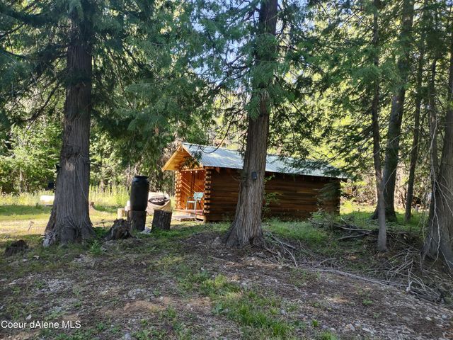 57 & 59 W Dolly Varden Ave, Bayview, ID 83803