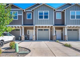 2380 N R St, Washougal, WA 98671