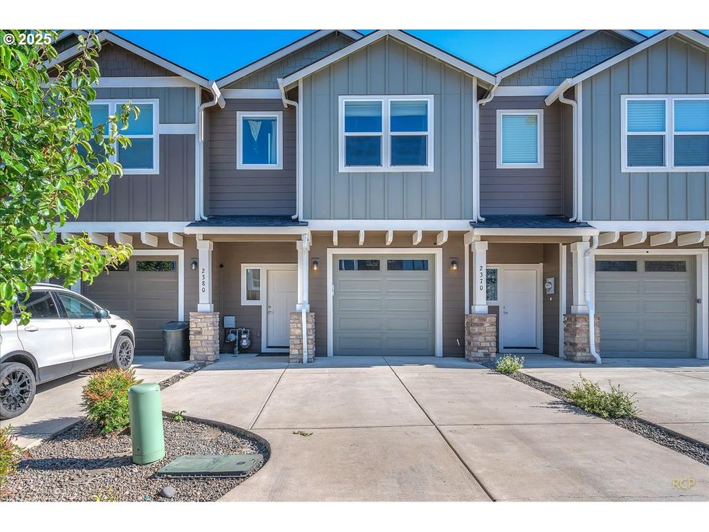 2380 N R St, Washougal, WA 98671
