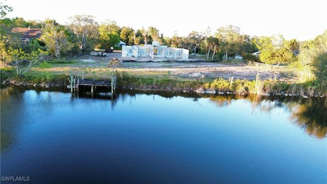 3241 German Woods Ct, Naples, FL 34116