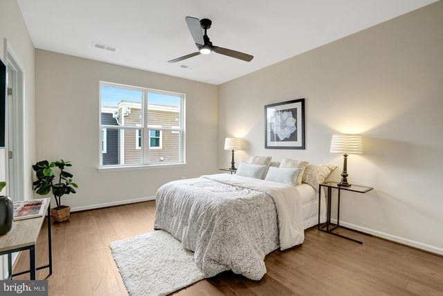 8374 SALLYPORT ST, Lorton, VA 22079