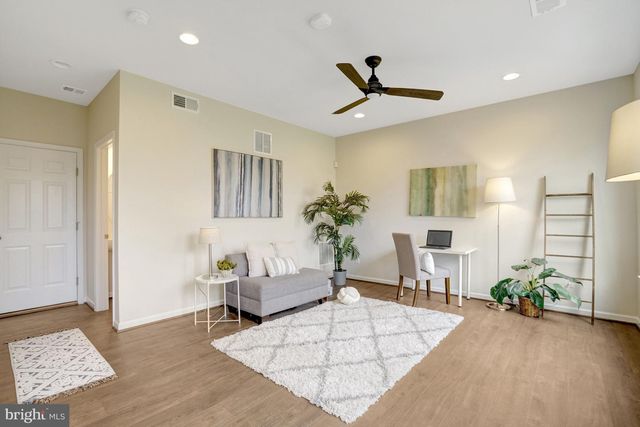 8374 SALLYPORT ST, Lorton, VA 22079