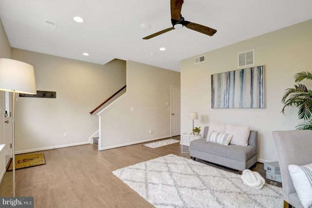 8374 SALLYPORT ST, Lorton, VA 22079