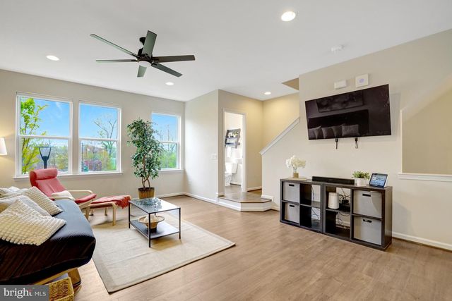 8374 SALLYPORT ST, Lorton, VA 22079
