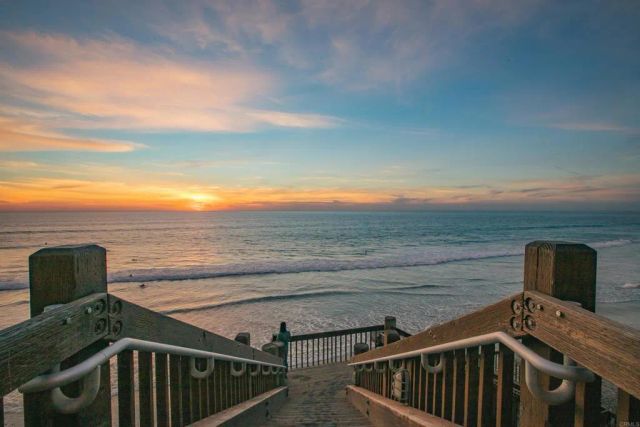 217 Sanford Street, Encinitas, CA 92024