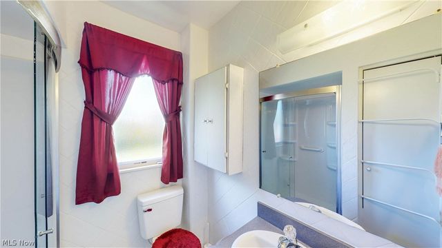 9298 York Road, North Royalton, OH 44133