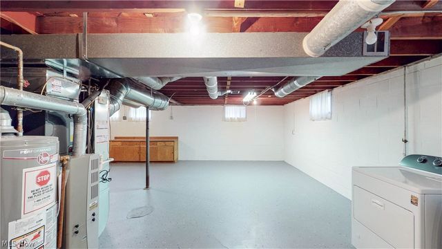 9298 York Road, North Royalton, OH 44133