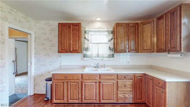 9298 York Road, North Royalton, OH 44133