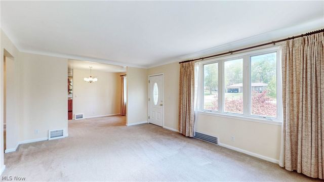 9298 York Road, North Royalton, OH 44133