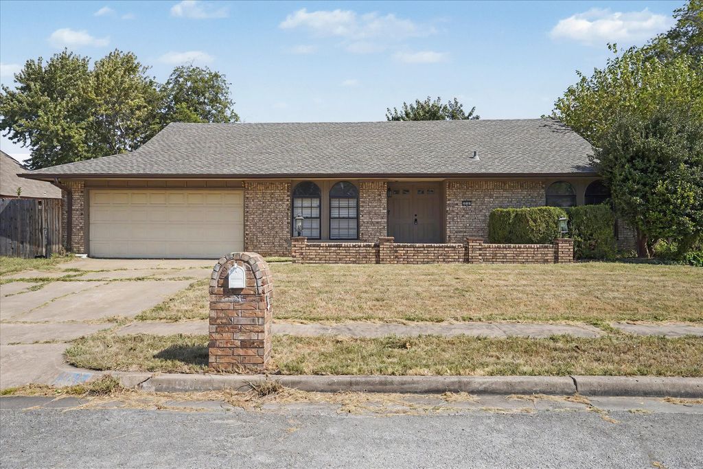 10107 E 29th Street, Tulsa, OK 74129