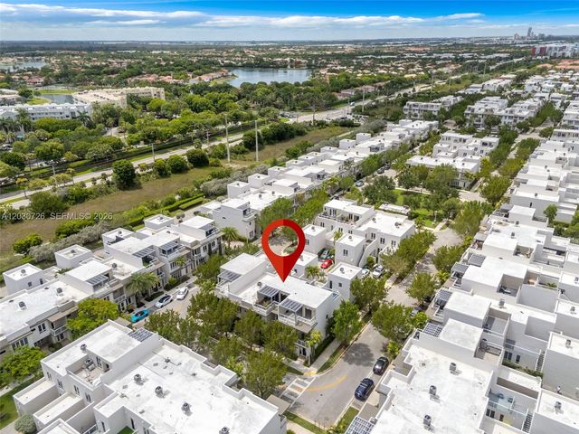 10545 NW 63rd Ter, Doral, FL 33178
