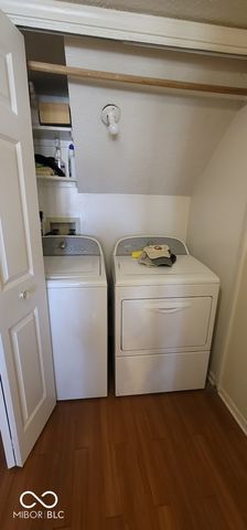 23 Turnberry Circle, Greenwood, IN 46143