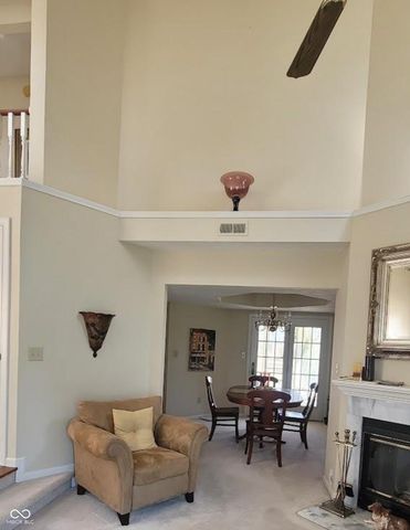 23 Turnberry Circle, Greenwood, IN 46143