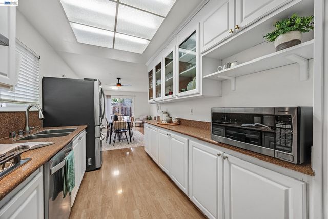 4034 Francisco St, Pleasanton, CA 94566