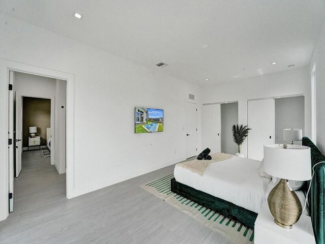 1220 NE 15th Avenue, Fort Lauderdale, FL 33304