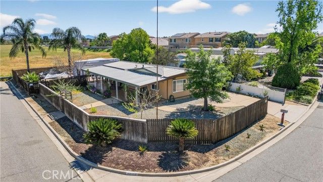 30072 Santa Rosalia, Menifee, CA 92584