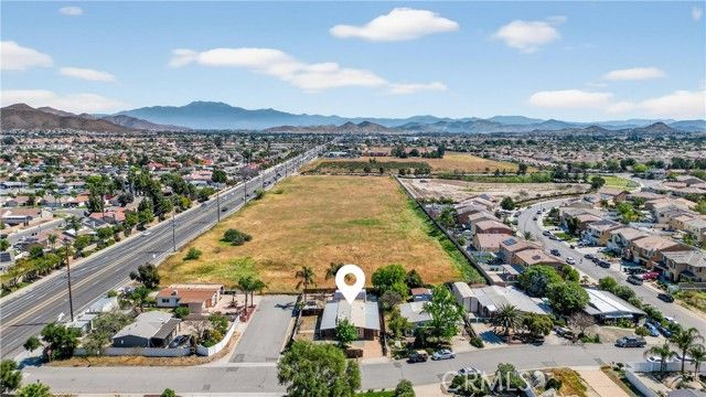 30072 Santa Rosalia, Menifee, CA 92584