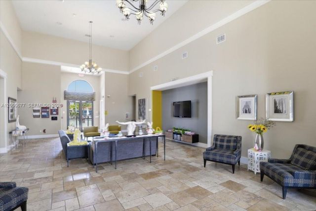 9777 NW 8th Ter 0, Miami, FL 33172