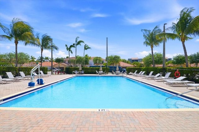 9777 NW 8th Ter 0, Miami, FL 33172