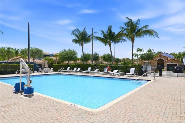 9777 NW 8th Ter 0, Miami, FL 33172