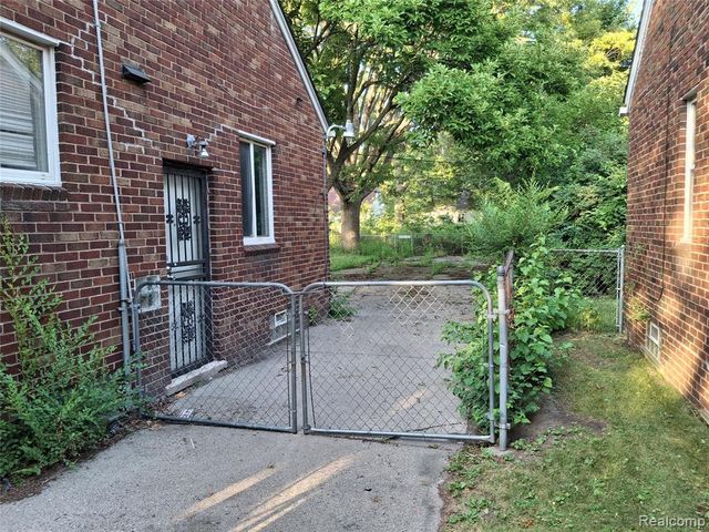 20242 Joann Street, Detroit, MI 48205