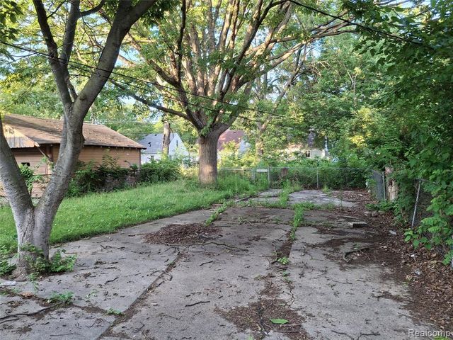 20242 Joann Street, Detroit, MI 48205