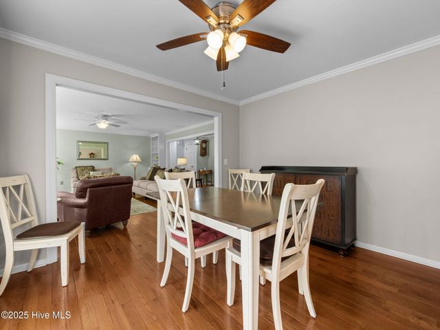 113 Fairway Dr W Drive W, Morehead City, NC 28557