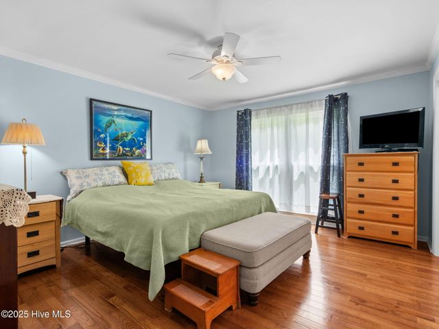 113 Fairway Dr W Drive W, Morehead City, NC 28557