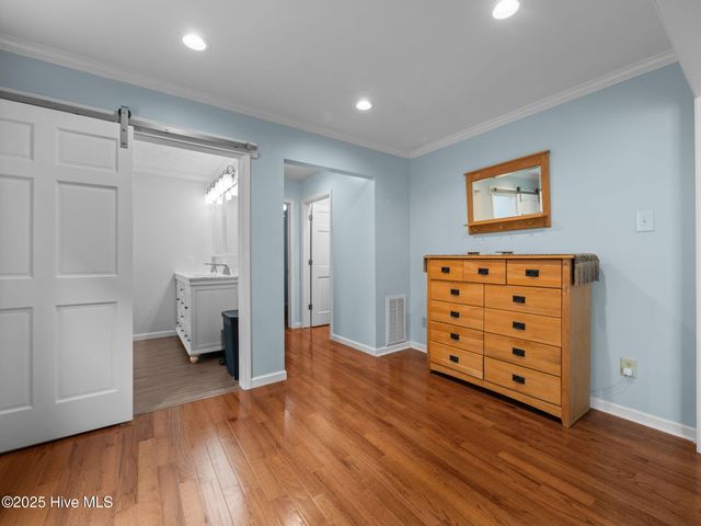 113 Fairway Dr W Drive W, Morehead City, NC 28557