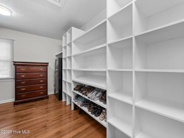 113 Fairway Dr W Drive W, Morehead City, NC 28557