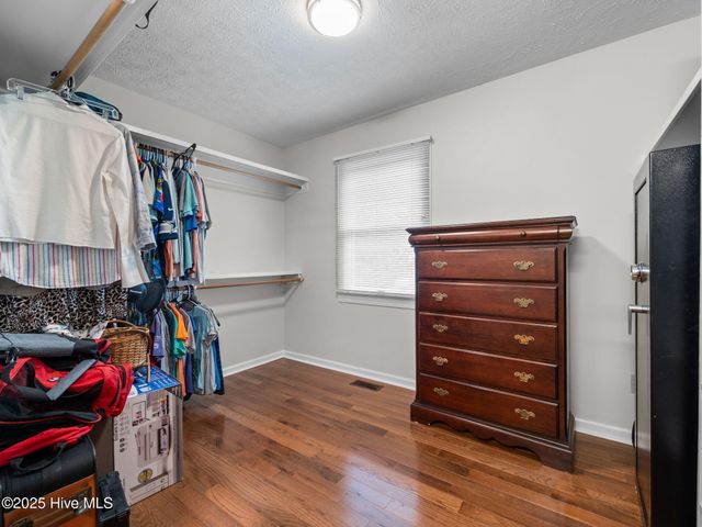 113 Fairway Dr W Drive W, Morehead City, NC 28557