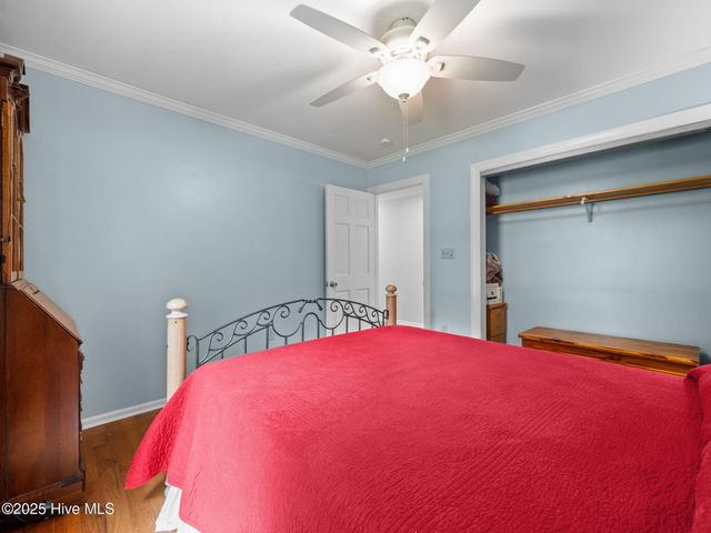 113 Fairway Dr W Drive W, Morehead City, NC 28557