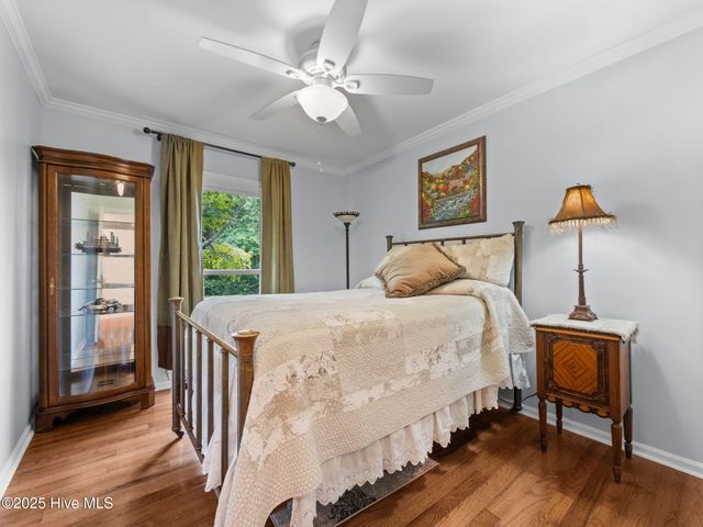 113 Fairway Dr W Drive W, Morehead City, NC 28557