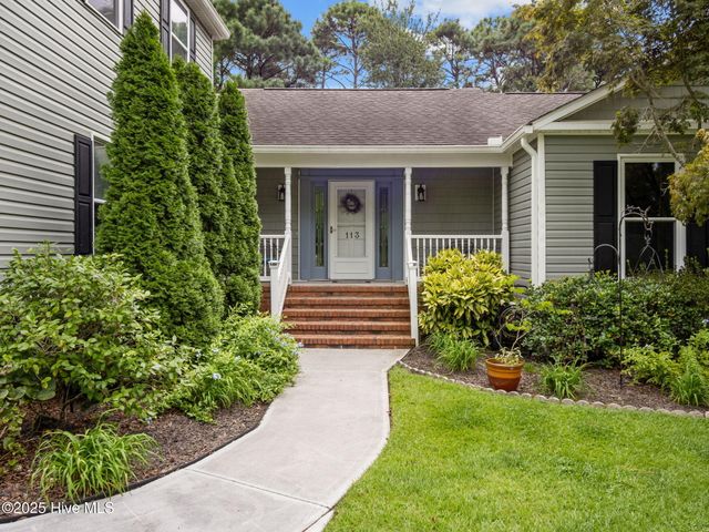 113 Fairway Dr W Drive W, Morehead City, NC 28557