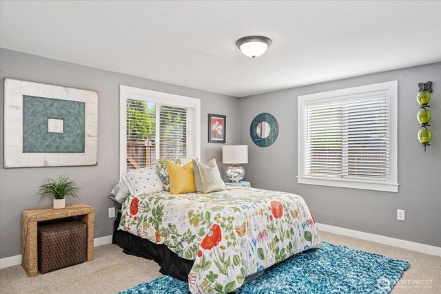 19828 104th Avenue SE, Renton, WA 98055