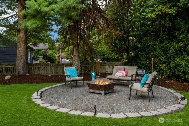 19828 104th Avenue SE, Renton, WA 98055
