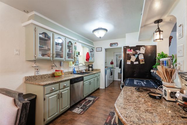 62820 E 312 Road, Grove, OK 74344