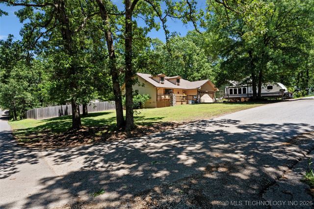 62820 E 312 Road, Grove, OK 74344