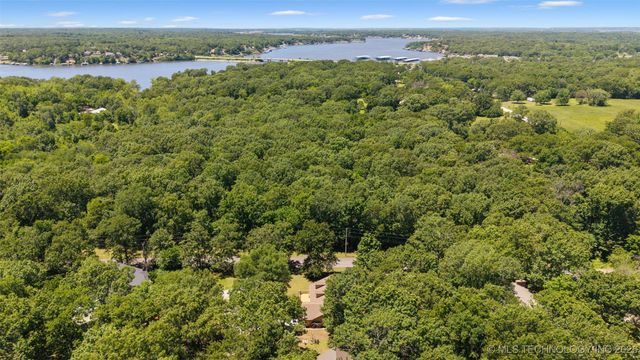 62820 E 312 Road, Grove, OK 74344