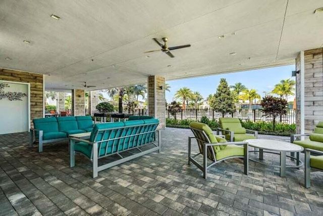 5255 Beckman Terrace, Palm Beach Gardens, FL 33418