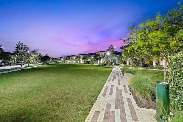 5255 Beckman Terrace, Palm Beach Gardens, FL 33418