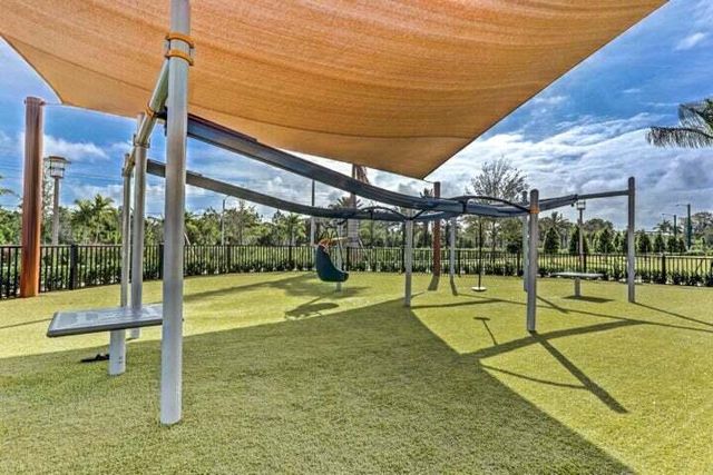 5255 Beckman Terrace, Palm Beach Gardens, FL 33418