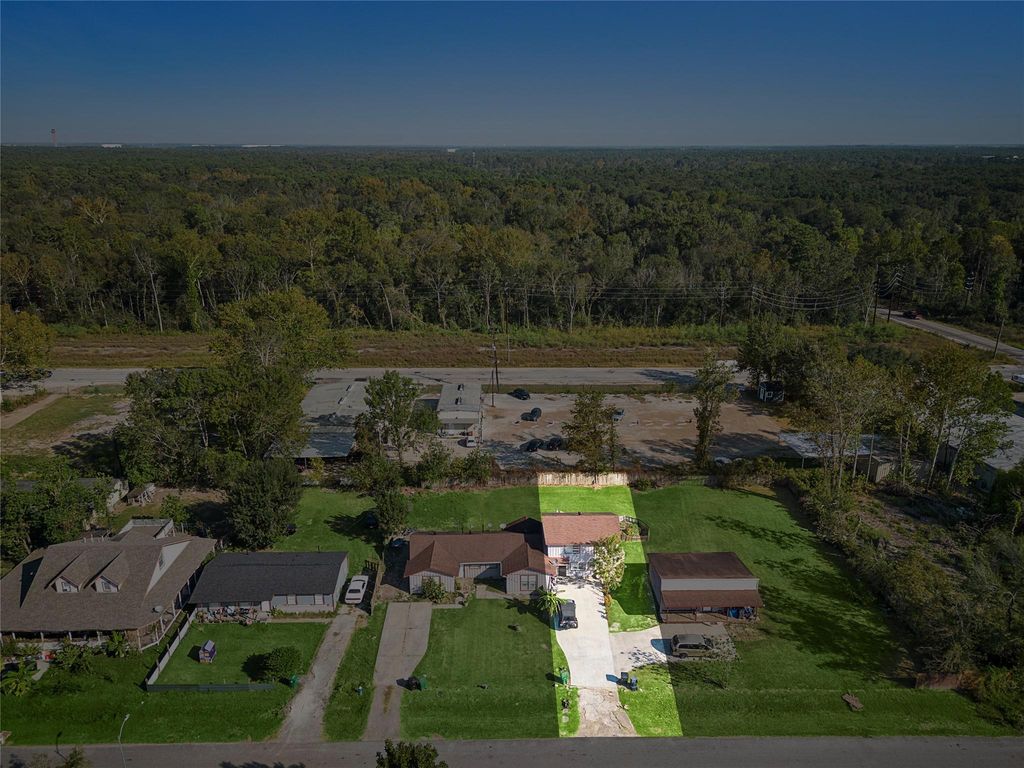 5733 Schutz Lot Street, Houston, TX 77032