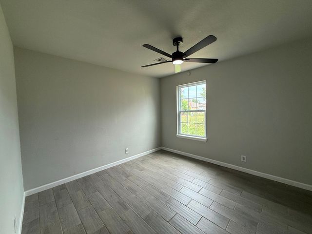 9924 N 44th East Avenue, Sperry, OK 74073