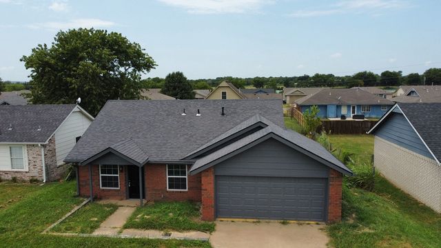9924 N 44th East Avenue, Sperry, OK 74073