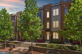 820 THOMPSON CRES #26, Rockville, MD 20852