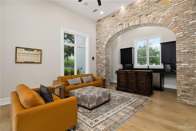 9200 N Taylor Road, Mcallen, TX 78504